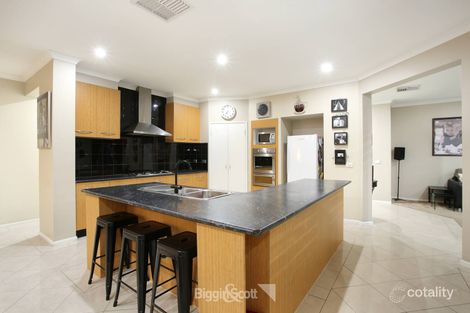 Property photo of 3 Otway Place Pakenham VIC 3810