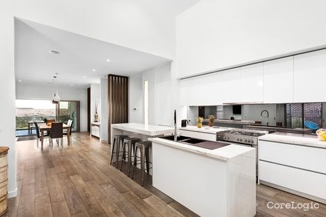 Property photo of 21 Faye Crescent Keilor VIC 3036