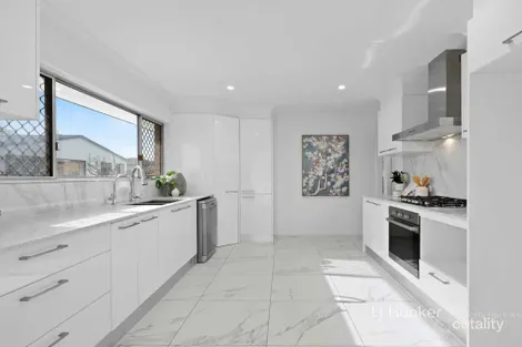 Property photo of 127 Ham Road Mansfield QLD 4122