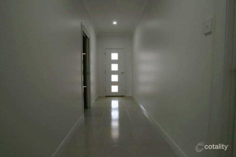 Property photo of 8 Drain Road New Town SA 5554