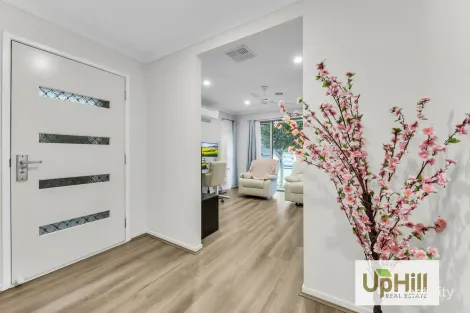 Property photo of 18 Naas Road Clyde North VIC 3978
