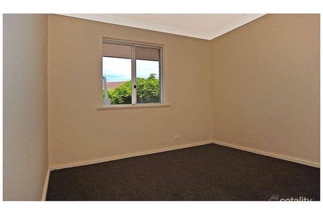 Property photo of 5 Prism Place Beldon WA 6027