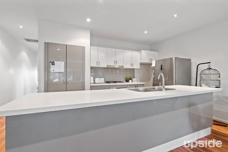Property photo of 2/428 McClelland Drive Langwarrin VIC 3910