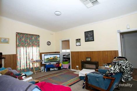 Property photo of 14 Stawell Road Horsham VIC 3400