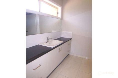 Property photo of 3 Freeman Drive Kangaroo Flat VIC 3555