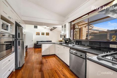 Property photo of 9 St Cuthberts Avenue Dingley Village VIC 3172