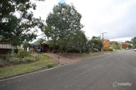 14 Iona Rd, Aberfoyle Park, SA 5159