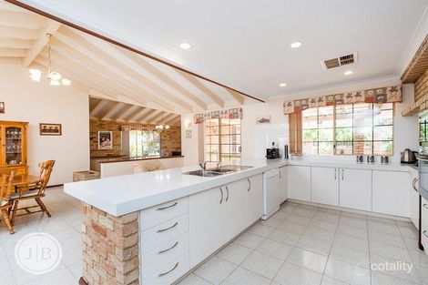 Property photo of 2 Barblett Way Kardinya WA 6163
