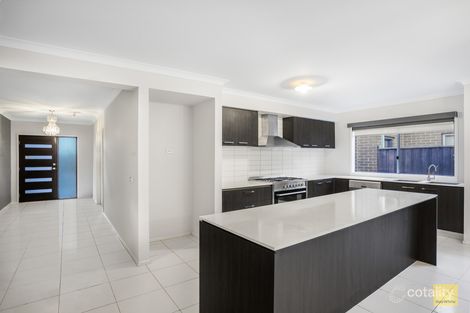 Property photo of 23 Twain Way Fraser Rise VIC 3336