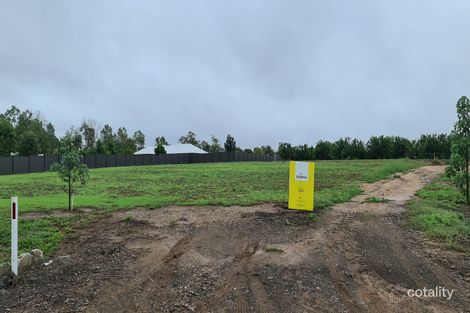 13-15 Winifred Cobbo St, Gayndah, QLD 4625