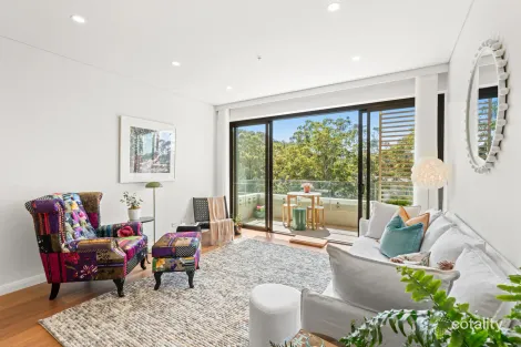 410/89b John Whiteway Dr, Gosford, NSW 2250