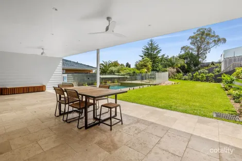 Property photo of 30 Horning Parade Manly Vale NSW 2093