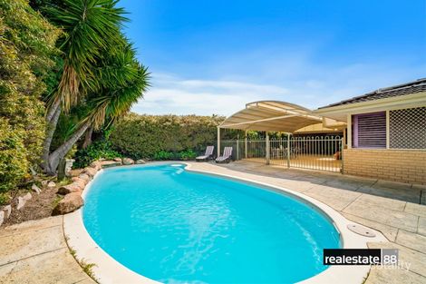 Property photo of 8 Ivythorne Grove Kiara WA 6054