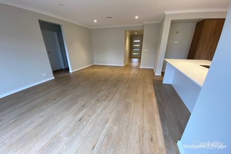 Property photo of 3 Moss Road Wollert VIC 3750