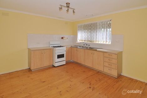 Property photo of 28 Chester Crescent Deer Park VIC 3023