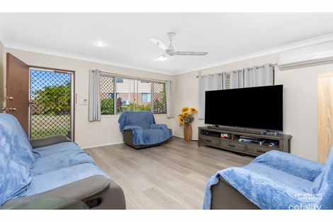 Property photo of 2/4 Fields Street Norman Gardens QLD 4701