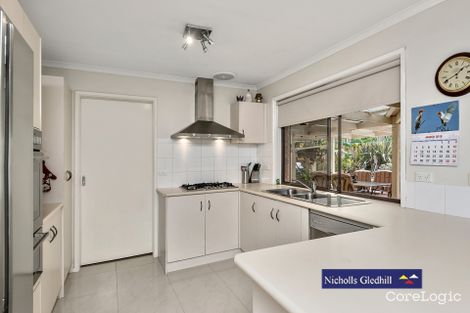 Property photo of 4 Arthur Phillip Drive Endeavour Hills VIC 3802