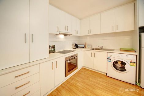 Property photo of 2/43 Farnham Street Flemington VIC 3031