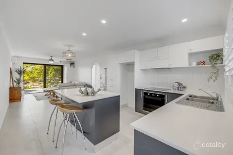 4/10 Pangarinda Pl, Mooloolaba, QLD 4557