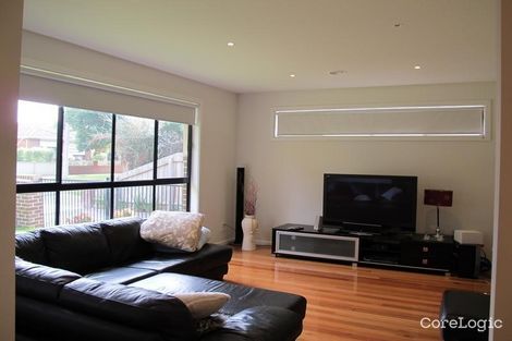 Property photo of 1/2 Tanner Grove Northcote VIC 3070