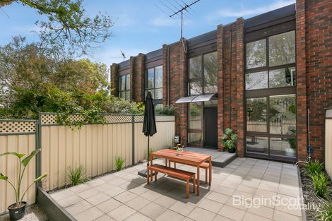 Property photo of 2/42-44 Middle Street Ascot Vale VIC 3032