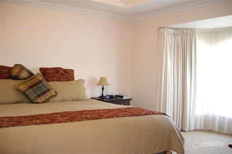 Property photo of 3 Withers Circuit Evanston Park SA 5116