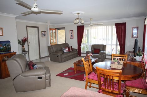 Property photo of 2/18 Rosewood Crescent Taree NSW 2430
