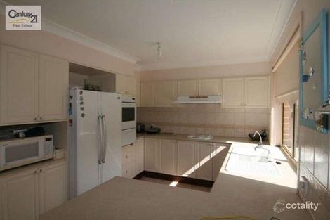 Property photo of 20 Courageous Close Marmong Point NSW 2284