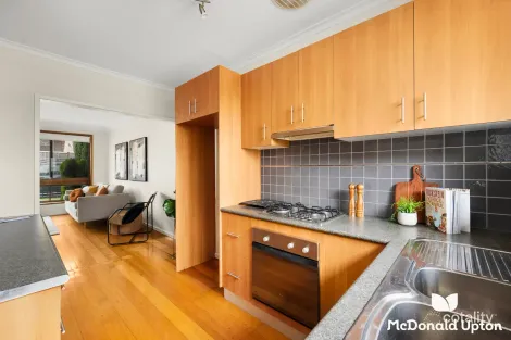 Property photo of 3/64 Ardmillan Road Moonee Ponds VIC 3039