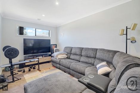 Property photo of 1 Comet Avenue Doreen VIC 3754