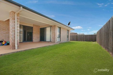 Property photo of 31 Eimeo Place Sandstone Point QLD 4511