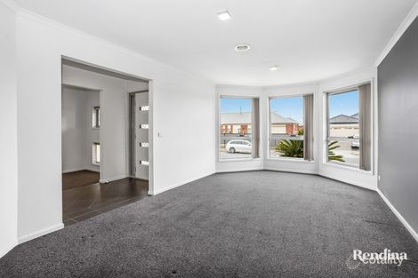 Property photo of 30 Pendragon Crescent Derrimut VIC 3026