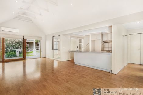 Property photo of 40 John Hunter Drive Endeavour Hills VIC 3802