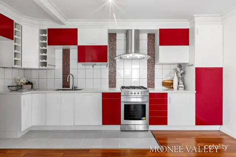 Property photo of 1/42 Orleans Road Avondale Heights VIC 3034