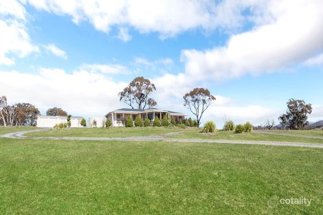 Property photo of 10 Buckley Place Royalla NSW 2620