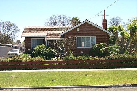 14 Buzza St, St James, WA 6102