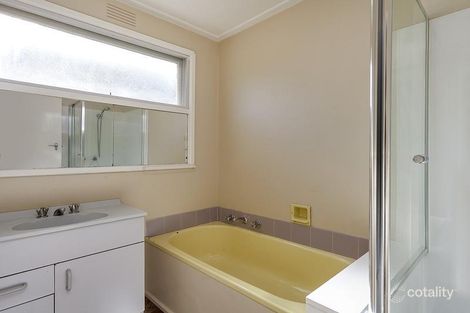 Property photo of 10 Davey Drive Ringwood East VIC 3135