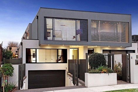 8a Carrington Gr, Brighton East, VIC 3187