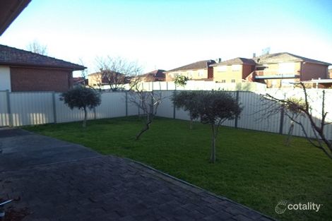 Property photo of 38 Wodonga Crescent Thomastown VIC 3074