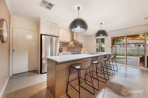 Property photo of 2 Bradshaw Way Cranbourne East VIC 3977