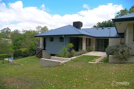 Property photo of 43 Shannan Place Kenmore Hills QLD 4069
