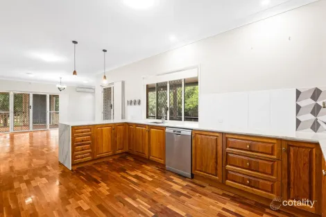 Property photo of 10 Stanley Parade Highfields QLD 4352