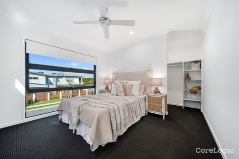 Property photo of 16 Viridian Circuit Birtinya QLD 4575