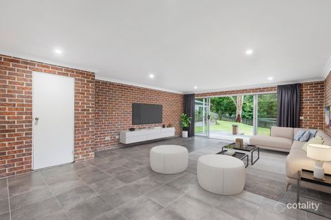 Property photo of 304 Cordeaux Road Mount Kembla NSW 2526