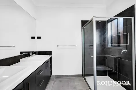 Property photo of 54 Millau Street Wallan VIC 3756