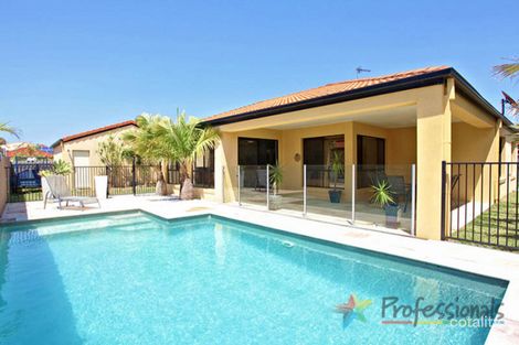 42 Shoalwater Ct, Burleigh Waters, QLD 4220