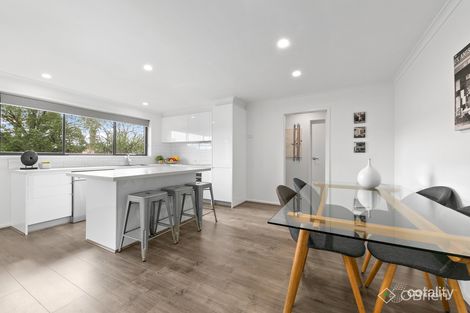 Property photo of 2/7-9 Snodgrass Street Pakenham VIC 3810