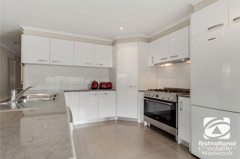 Property photo of 14 Morgan Crescent Werribee VIC 3030