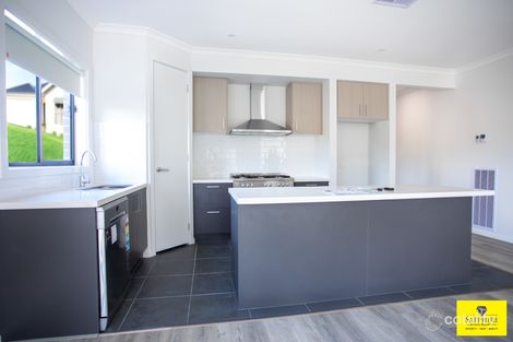 Property photo of 11 Aviemore Street Beveridge VIC 3753