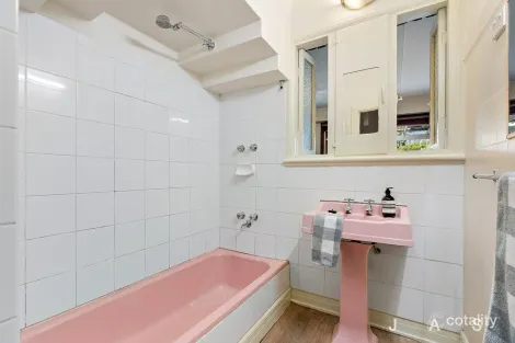 Property photo of 6 Hampton Parade West Footscray VIC 3012